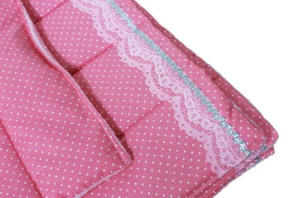 Handgefertigte Bandagierunterlagen rosa mit Pünktchen und Zierleiste
